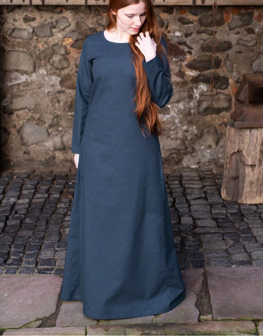 Under Dress (Freya)