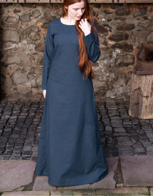 Under Dress (Freya)